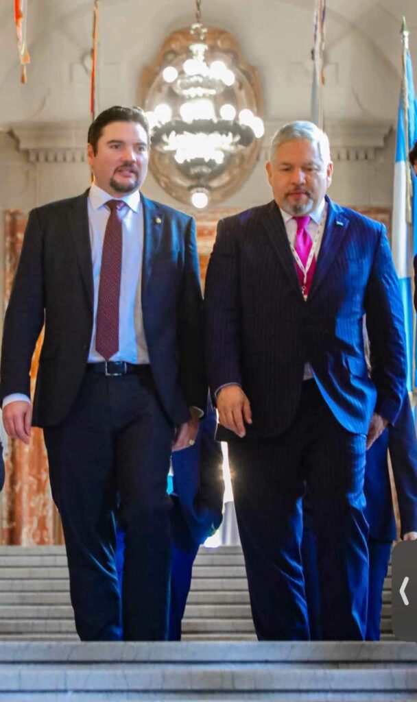 embajador y canciller de honduras
